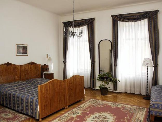 Kalvin House,Gonczy Pal Utca 6,3 star
