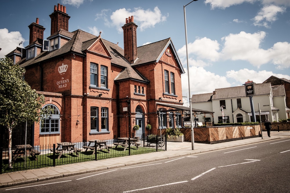The Queen's Head,Greater London>>East Molesey,3.5 star