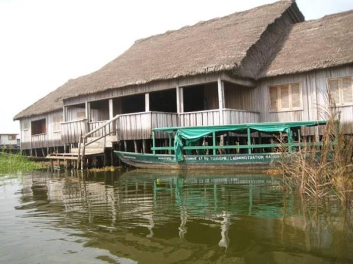 Hotel Germain - Ganvie Holiday Resort,Cotonou>>Abomey-Calavi,3 star