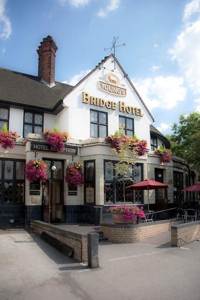 Bridge Hotel,Ealing>>Croydon,3 star