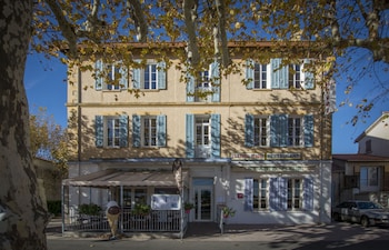 Hotel Restaurant Le Castel Fleuri,Cuers>>Carnoules,2 star