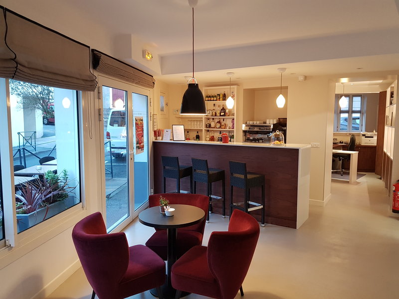 Hotel Au Bon Coin,Biarritz>>Bassussarry,3 star