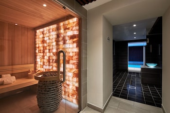 Hôtel Villa Romantic & Spa 4*,35 Rue Du Banquier,4 star