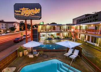 the tangerine a burbank hotel