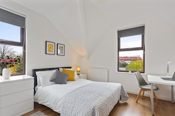 River Rooms,Leicester>>East Midlands,1 star