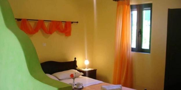 Ktima Nikola,Fiyiás>>Evia,1 star