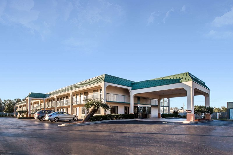 Quality Inn Byron,Georgia>>Byron,2.5 star