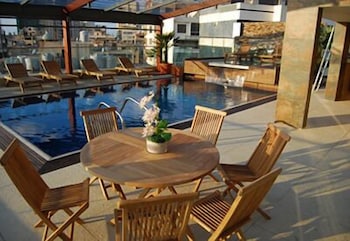 elite hotel and spa