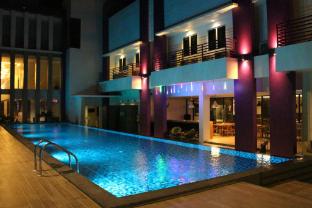 os style hotel batam