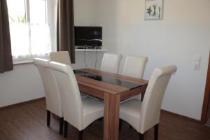 Thai Tawan,Emmendingen>>Black Forest,1 star