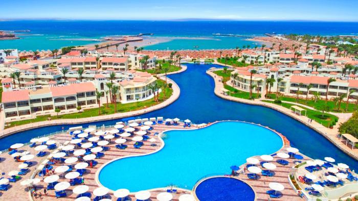 pickalbatros dana resort
