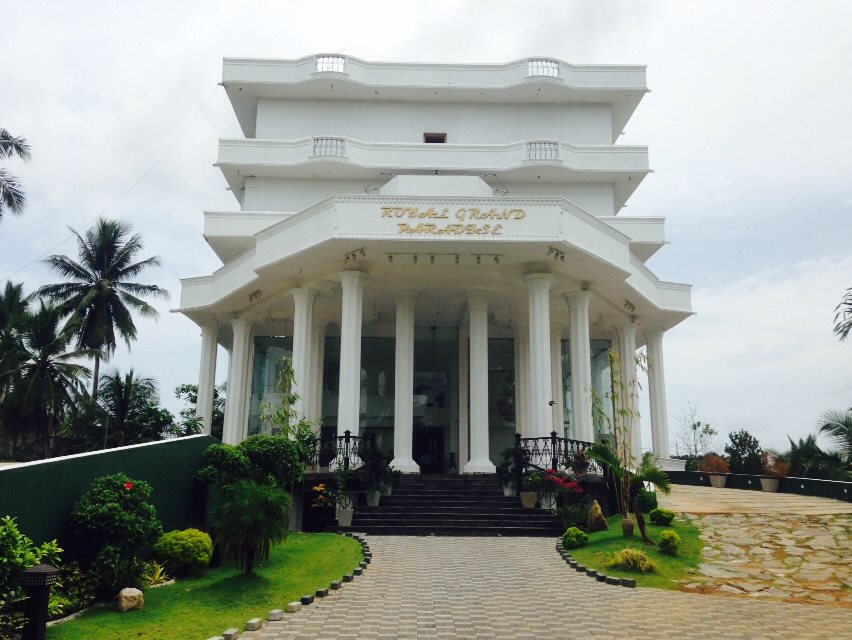 Hotel Royal Grand Paradise,,4 star