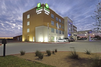 Holiday Inn Express & Suites Brookshire - Katy Freeway,Katy>>Brookshire,3 star