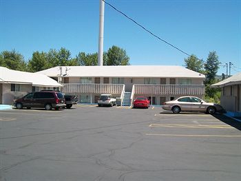 relax inn of medford