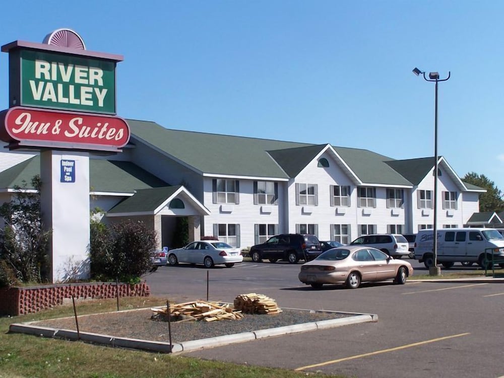 River Valley Inn & Suites,Hudson>>Center City,2.5 star
