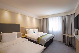 holiday inn express hamburg city hauptbahnhof