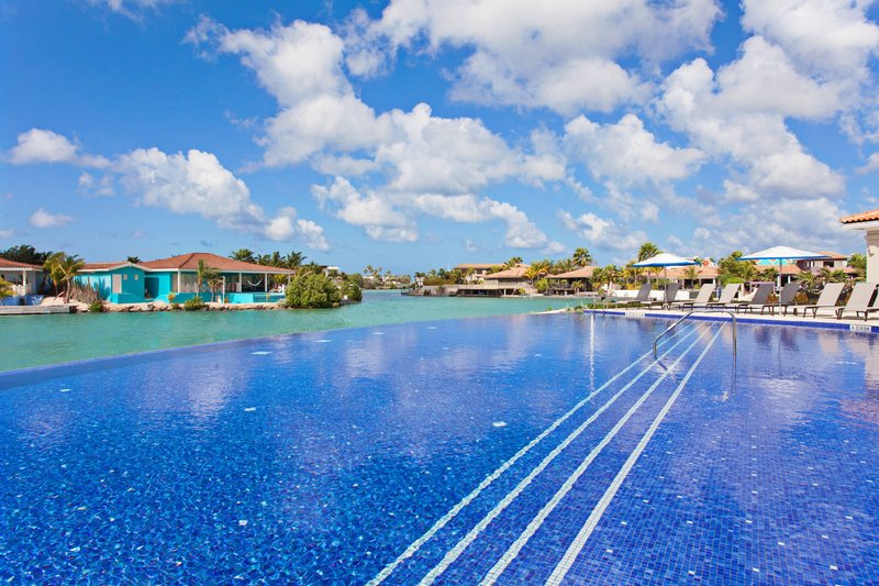corallium hotel and villas bonaire