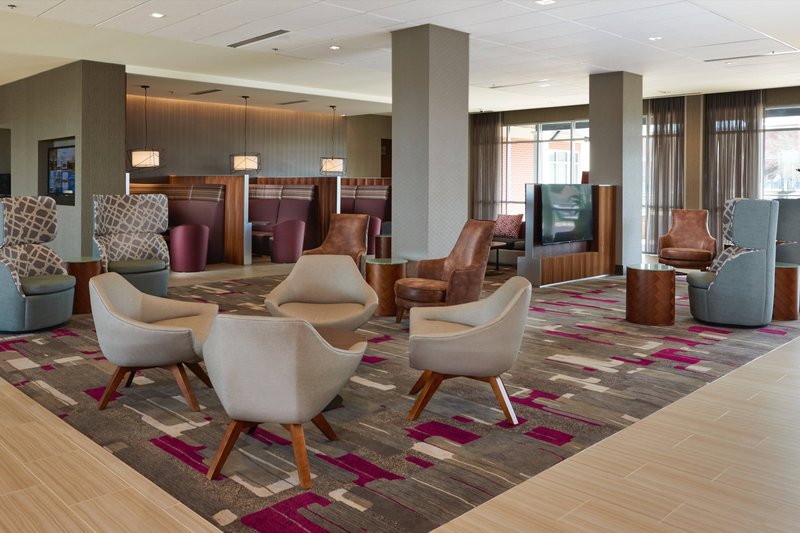 Courtyard By Marriott Rome
