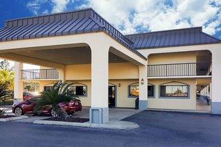 quality inn mobile west tillmans corner