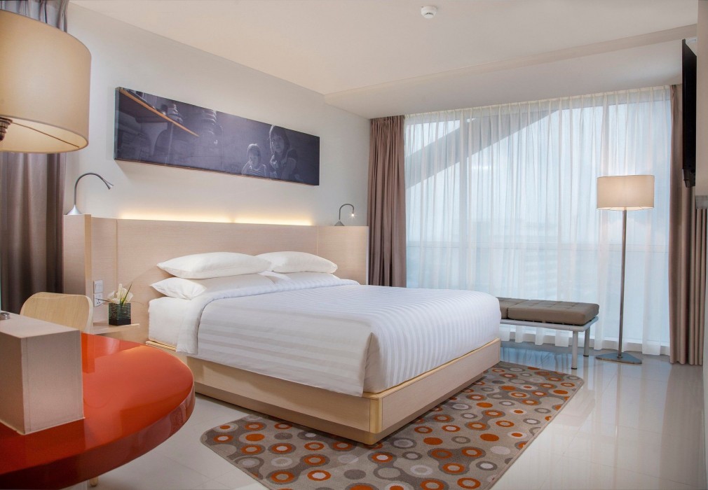 Fairfield By Marriott Surabaya,Surabaya>>Malang,4 star