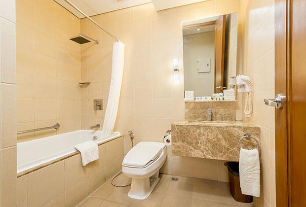 Santomas Suites,Balete>>Alaminos,4 star