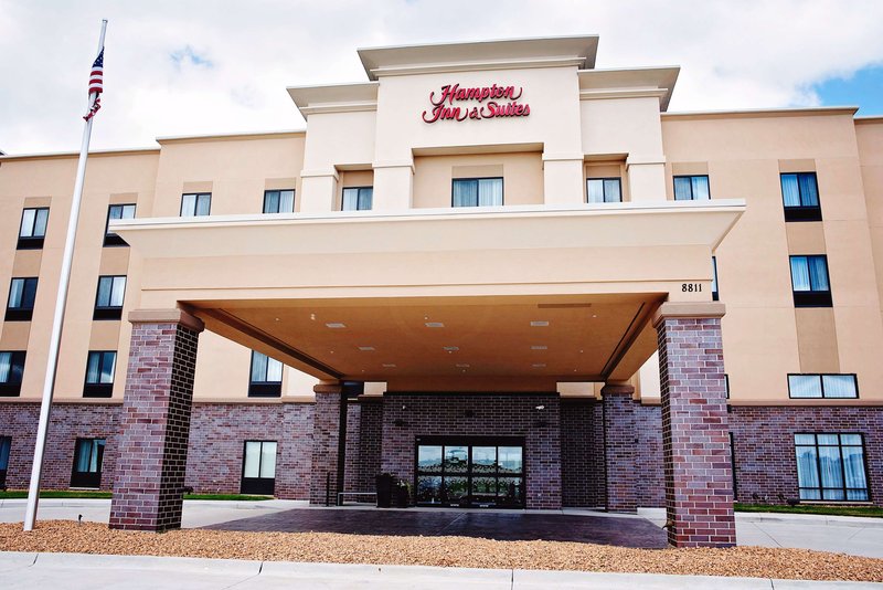 hampton inn and suites des moines urbandale