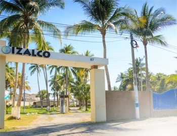 Izalco Hotel And Beach Resort,La Herradura>>El Rosario,3.5 star