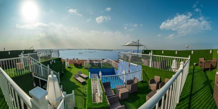 golden garden al corniche hotel