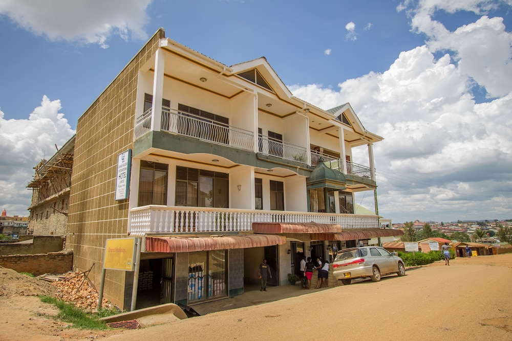 Grand Holiday International,Western Region>>Mbarara,3 star