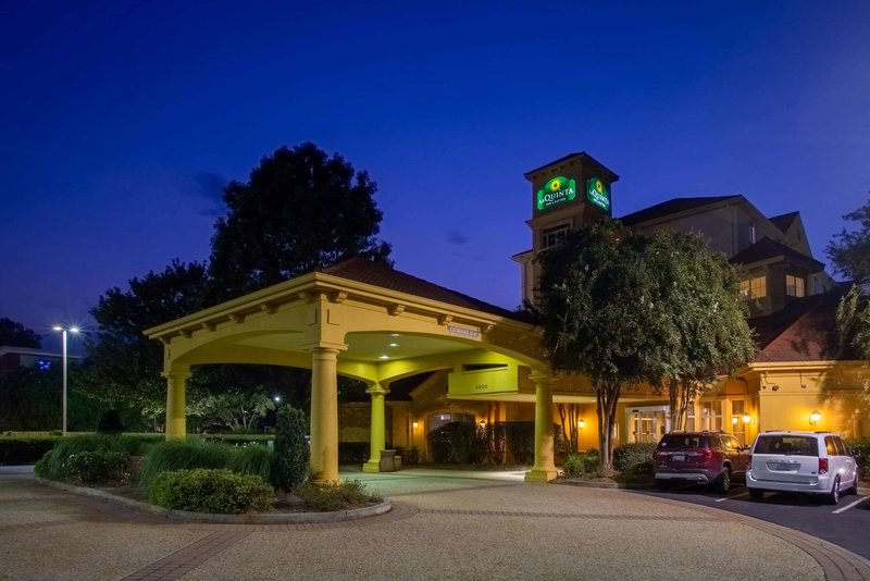 la quinta inn charlotte airport south