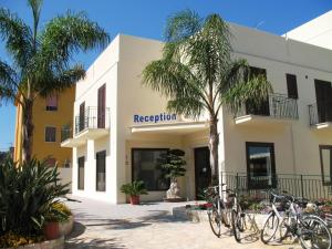 hotel sikania