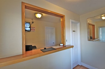 Budget Inn Lompoc,Lompoc>>Guadalupe,2 star