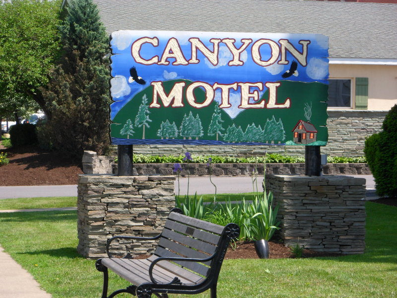 The Canyon Motel,Wellsboro>>Tioga,2.5 star