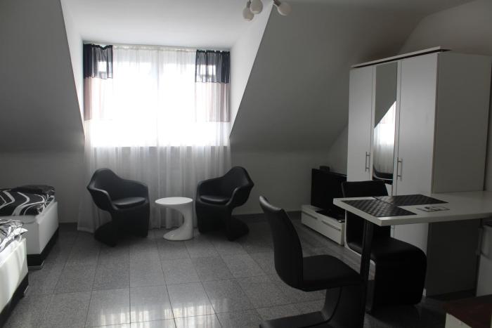 lipp apartments