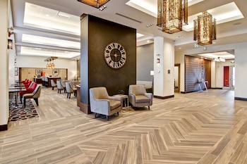 hampton inn and suites by hilton grande prairie