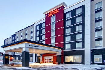 hampton inn and suites by hilton grande prairie