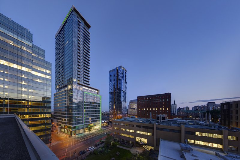 holiday inn hotel and suites montreal centre ville ouest by ihg