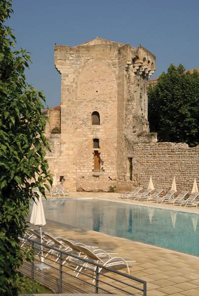 hotel aquabella