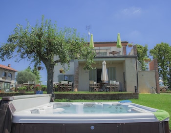 Casa Vacanze San Stefanetto,Treiso>>Alba,3 star