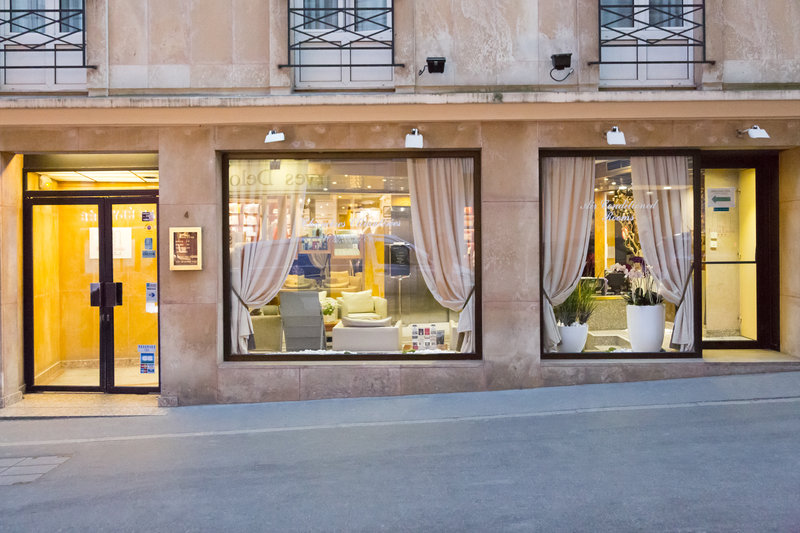 Hotel Fertel Etoile,Gare Du Nord>>Arc De Triomphe,3 star