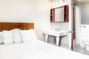 Hotel Ermitage,Quebec City>>Old Quebec,2 star