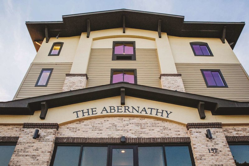 The Abernathy Of Clemson,Clemson>>Anderson,4 star