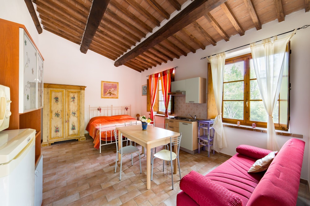 Serraiola Alta,Livorno>>Grosseto,1 star