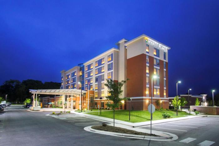 hyatt place blacksburg university