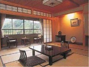 ryokan yakenoyu