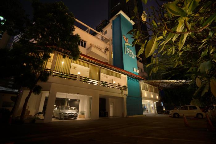lodge paradize hotel