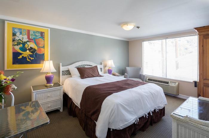 Glenmore Plaza Hotel,Los Angeles>>Avalon,3 star