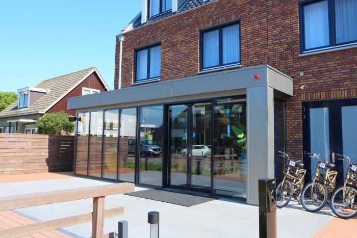 Blue Mansion Hotel,Amstelveen>>Aalsmeer,3 star
