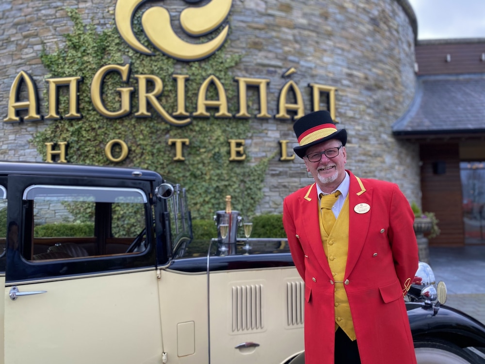 An Grianan Hotel,Burt>>Burnfoot,3 star