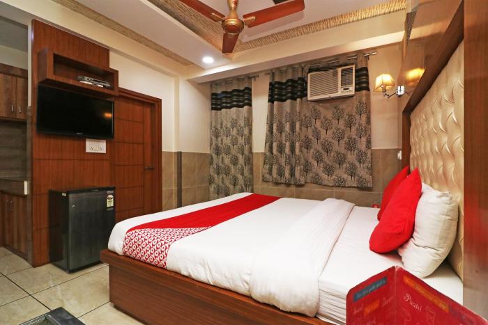 Hira Palace,New Delhi>>Delhi,3 star